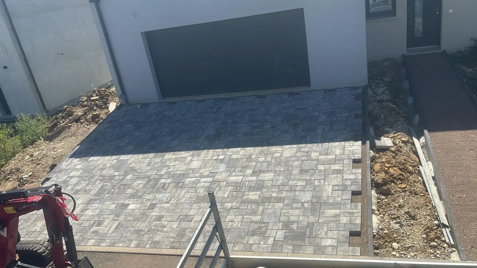 allée de garage et entrée en pavés 2 Groupe 24